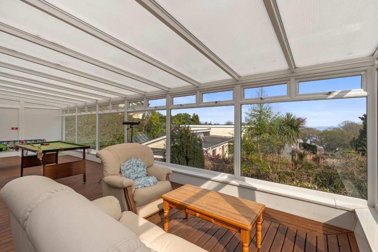 Sunningdale - Beach Side Cottage, Sea Views, Parking サンダースフット エクステリア 写真