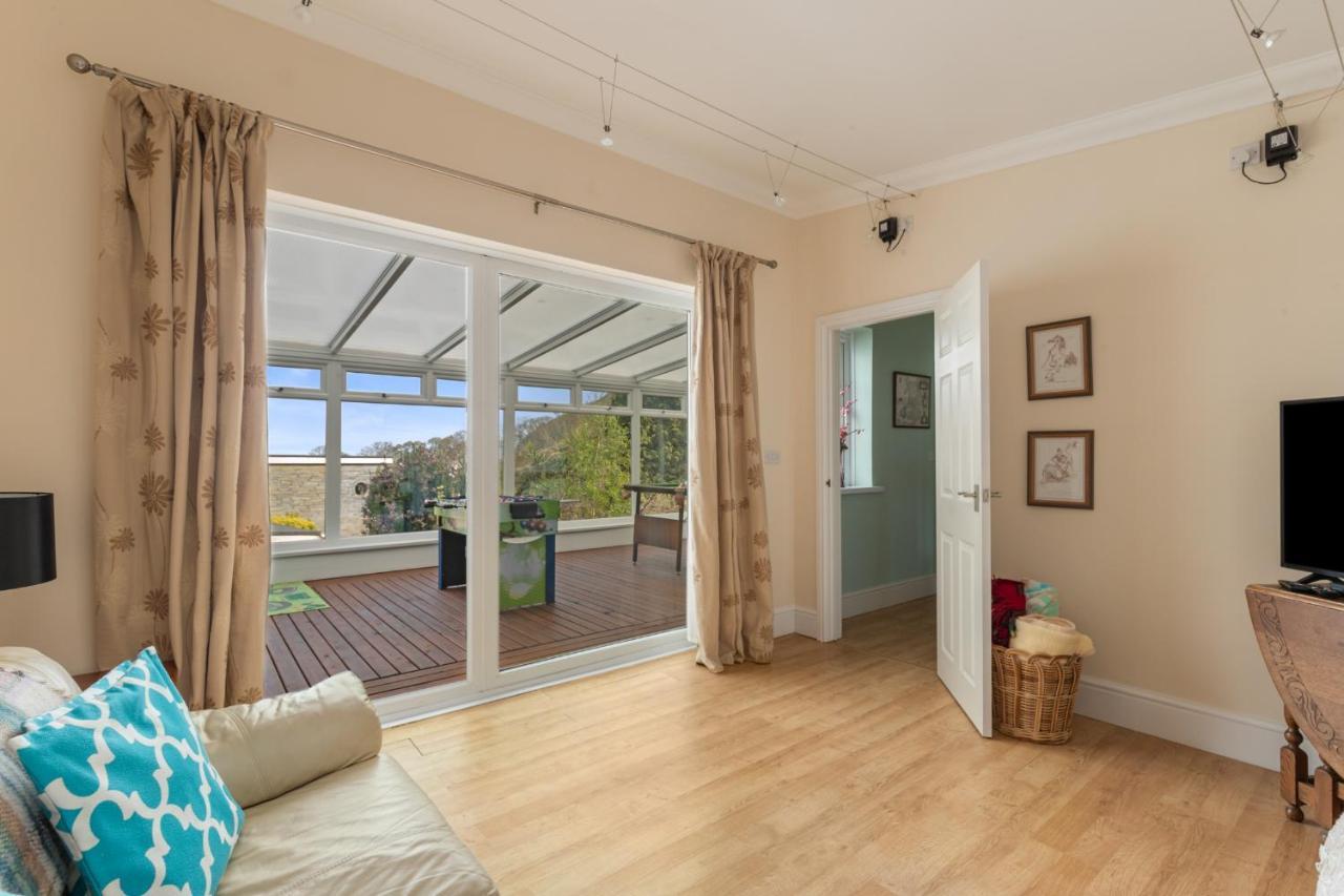 Sunningdale - Beach Side Cottage, Sea Views, Parking サンダースフット エクステリア 写真